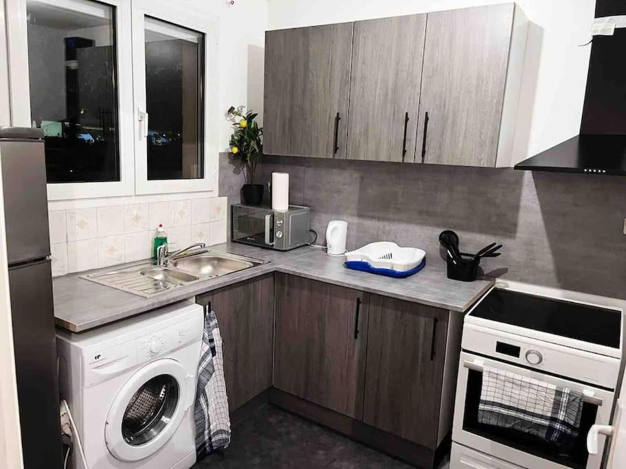 Logement Entier Chambre+Salon + Jardin & Terrasse Les Ulis Exterior photo
